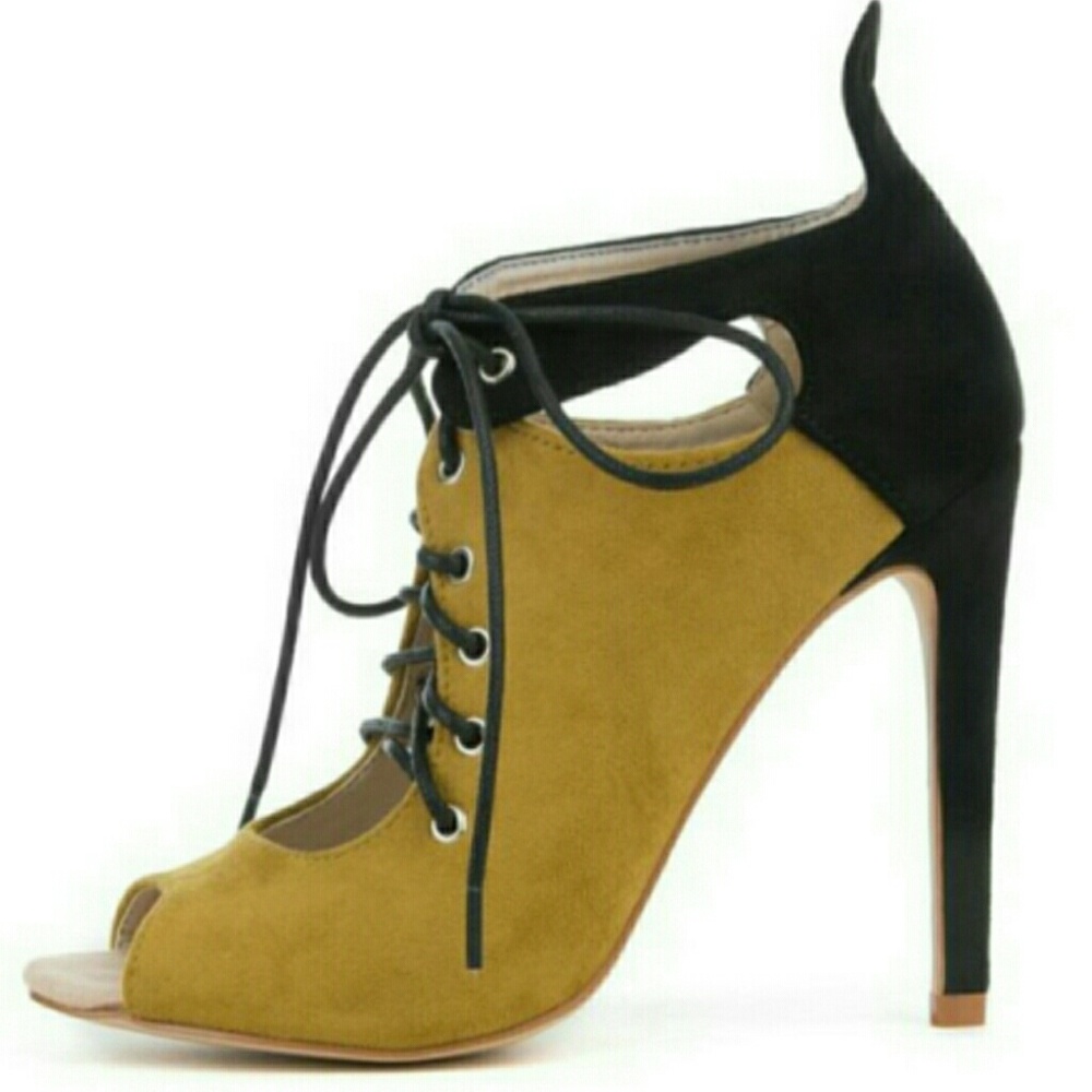 Ladies heels